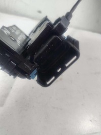 фото thumb №4, Замок дверь правый задняя citroen c3 picasso 4 pin