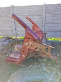 фото thumb №1, Чверть права перед rifter partner berlingo iv 4 combo e proace city