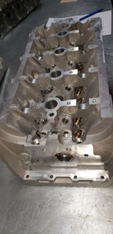 фото thumb №6, Головка цилиндров audi a3 8l 06j103373a новый оригинальная запчасть
