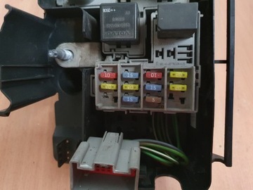 фото thumb №8, Коробка корпус предохранителей реле volvo xc90 4.4 v8 30765093