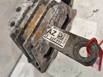 фото thumb №6, Лапи подушка двигуна 13227717 opel insignia a 2.0 dci 08-