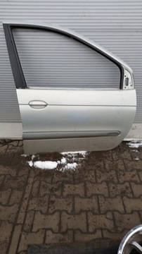фото thumb №1, Дверь правые перед renault megane scenic 02r