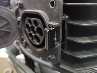 фото thumb №7, Dacia spring разъём зарядки блокировка защёлка заглушки