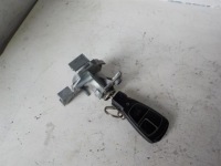фото thumb №1, Замок засувка задній кришки mercedes r170 32513621