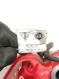 фото thumb №8, Porsche taycan 9j1 2022 суппорт тормозной передний 7pp615123