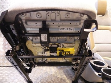 фото thumb №8, Bmw i3 i01 обивка сиденья подогрев диван туннель обшивки solaric cassia