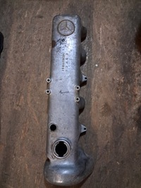 фото thumb №1, Крышка клапанов mercedes w123 3,0d w460 6170160005