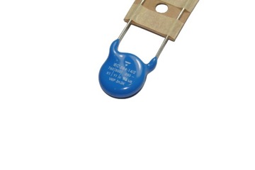 Конденсатор 3300пФ 3,3нФ 10% 500ВAC 760ВAC [1шт]