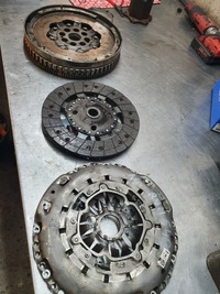 фото thumb №1, Сцепление двухмассовый маховик колесо маховики r9me409 1.6