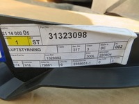 фото thumb №9, Volvo v40 xc40 спойлер накладка бампер перед