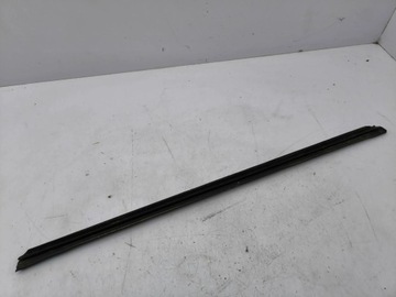 фото thumb №6, Mercedes-benz vito viano w639 2004 планка прокладка стёкла дверь передних