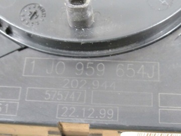 ЛЕНТА ПОДУШКИ БЕЗОПАСНОСТИ РУЛЕВОГО КОЛЕСА VW PASSAT B5 AUDI A6 C5 1J0959654J