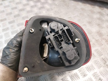 фото thumb №7, Накладка кришки лампи seat toledo ii 1m5945225d 1m5945096b 1m5945095b