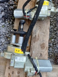 фото thumb №5, Vw volkswagen multivan t5 моторчик доводчик дверь раздвижных левый