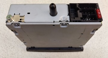 фото thumb №9, Iveco daily 3 iii рестайлінг 11-14 радіо cd bosch 7620000093 код