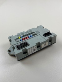 фото thumb №1, Jaguar xf x260 2016 рамка / модуль запобіжників 71739084