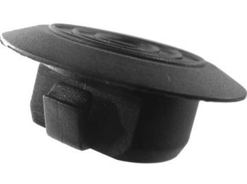 фото thumb №1, Toyota prius yaris gm pontiac заглушка порога"