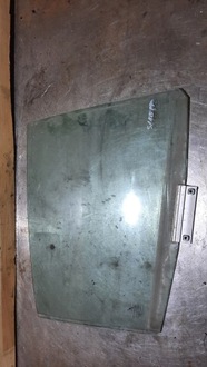 фото thumb №1, Скло двері правий задня saab 93 04r sedan