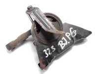 фото thumb №1, Mazda 323 bj 2.0 ditd подушка двигуна кронштейн права