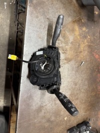 фото thumb №1, Переключатель комбинированный opel corsa f 98325615yx