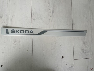 фото thumb №1, Octavia iii 5e планка порогова права накладка