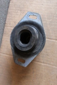 фото thumb №1, Smart forfour ii 453 2014-.. 0.9 1.0 кронштейн подушка двигуна