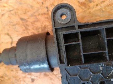 фото thumb №7, Гальмо ручний електричний e301-202-082 maserati ghibli iii 2013-