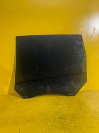 фото thumb №1, Ford kuga mk1 - скло двері - праві зад - 43r001090