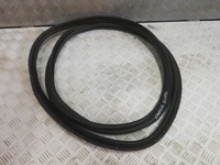 фото thumb №1, Прокладка крышки багажника задняя renault captur