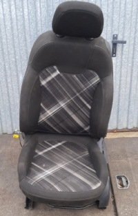 фото thumb №1, Сиденья заднее сиденье комплект opel corsa e