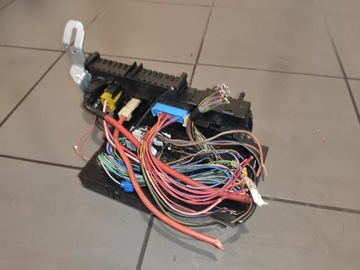 фото thumb №3, Mercedes c-klasa w204 коробка предохранителей модуль sam a2049000902 bdb