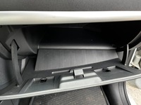 фото thumb №3, Renaut clio iii lift бардачок