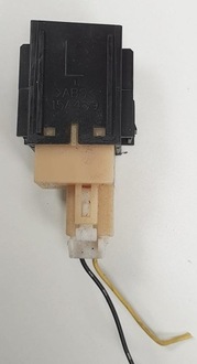 фото thumb №2, Кнопка открывания крышки задняя mazda rx-8