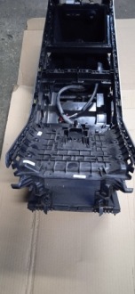 фото thumb №3, Range rover velar l560 туннель средний подлокотник рамка