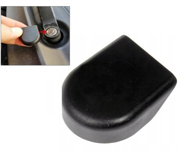 фото thumb №1, Заглушка гвинти підлокітник toyota avensis t27 2008-