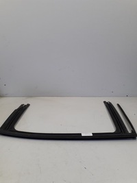 фото thumb №1, Citroen c3 iii планка дверь прокладка левый зад