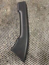 фото thumb №1, Кронштейн дверь правый master iii 8200730607