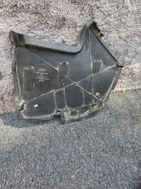 фото thumb №1, Захист підвіска задня audi a4 b9 8w0825219d