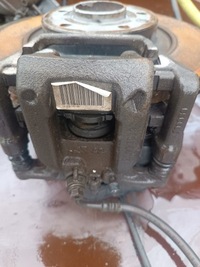 фото thumb №5, Opel grandland x супорт електричний задня правий лівий ad777015 ad777014