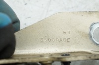 фото thumb №5, Volvo v60 s60 ii петля капот левый перед передний 30799178