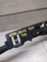 фото thumb №6, 10610. macan направляющая бампер задняя 95b807863a