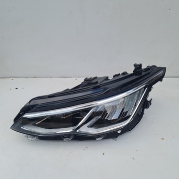 фото thumb №1, Лампа ліва перед vw golf viii led 5h1941005