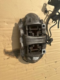 фото thumb №1, Alfa romeo stelvio 2020 суппорт тормозной передний