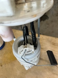 фото thumb №3, Помпа пального поплавок w бак jeep renegade usa 2015