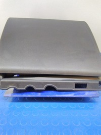 фото thumb №1, Vw golf v 5 бардачок пассажира 5m1857097