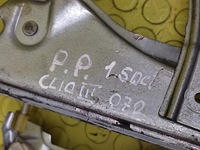 фото thumb №14, Renault clio iii подъемник стекло правый перед 8200291147j