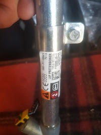 фото thumb №4, Tesla x pas безопасности przedniprawy левый