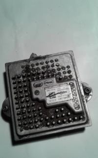 фото thumb №1, Перетворювач лампи ксенон maserati levante l90108087