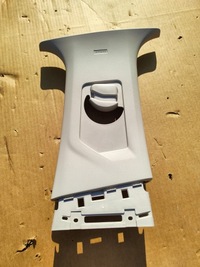 фото thumb №1, Правая защита стойка среднего citroen c5 aircross