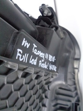 фото thumb №9, Лампа права фара vw touareg iii 760 18- повний led